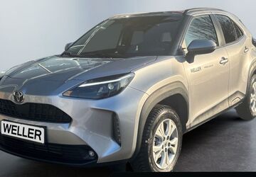 Toyota Yaris Cross 1.900 km 28.989 &euro; Herford 32049
