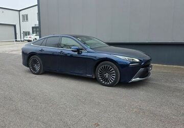 Toyota Mirai 10.000 km 19.900 &euro; Blankenfelde-Mahlow bei BERLIN 15831