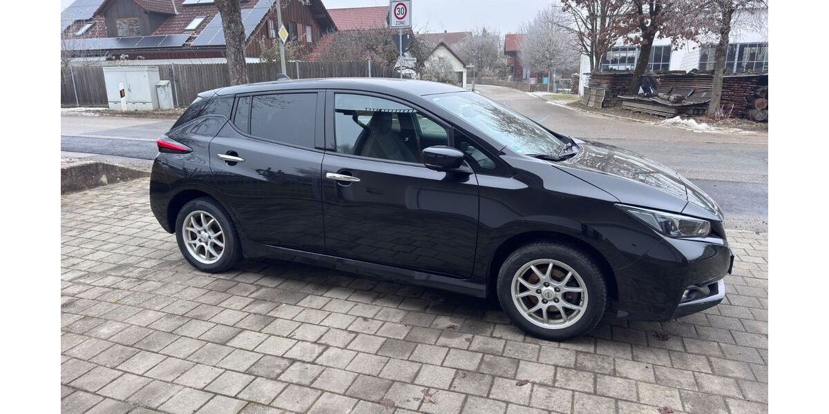 Nissan Leaf 65.122 km 16.999 &euro; Zolling 85406