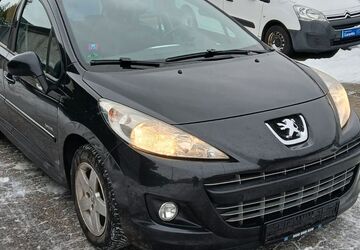 Peugeot 207 112.000 km 3.950 &euro; Kiel 24109