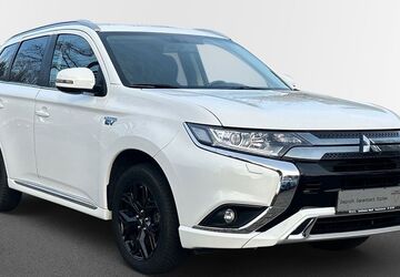 Mitsubishi Plug-in Hybrid Outlander 59.673 km 24.630 &euro; Hoyerswerda 02977