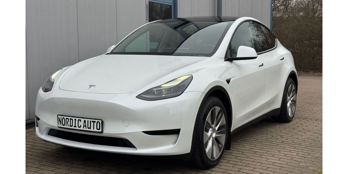 Tesla Model Y 13.900 km 34.995 &euro; Güstrow 18273