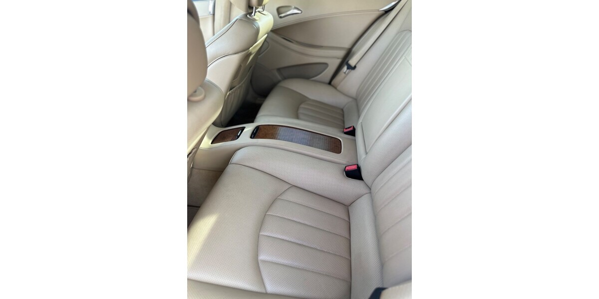 Mercedes-Benz CLS 320 180.000 km 8.999 &euro; Schliengen 79418