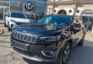 Jeep Cherokee 57.238 km 26.990 &euro; München 81827