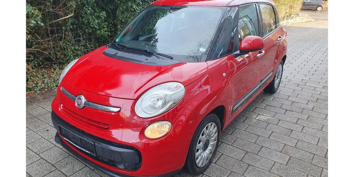 Fiat 500L 64.100 km 9.999 &euro; Hamburg 22297
