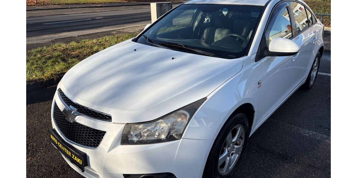 Chevrolet Cruze 141.273 km 1.750 &euro; Tuttlingen 78532