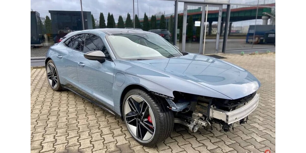 Audi Quattro 19.200 km 39.720 &euro; Czestochowa 