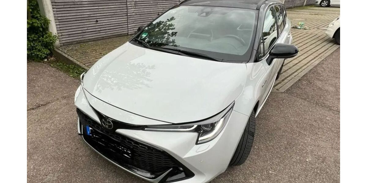 Toyota Corolla 65.000 km 18.000 &euro; Wolfenbüttel 38304