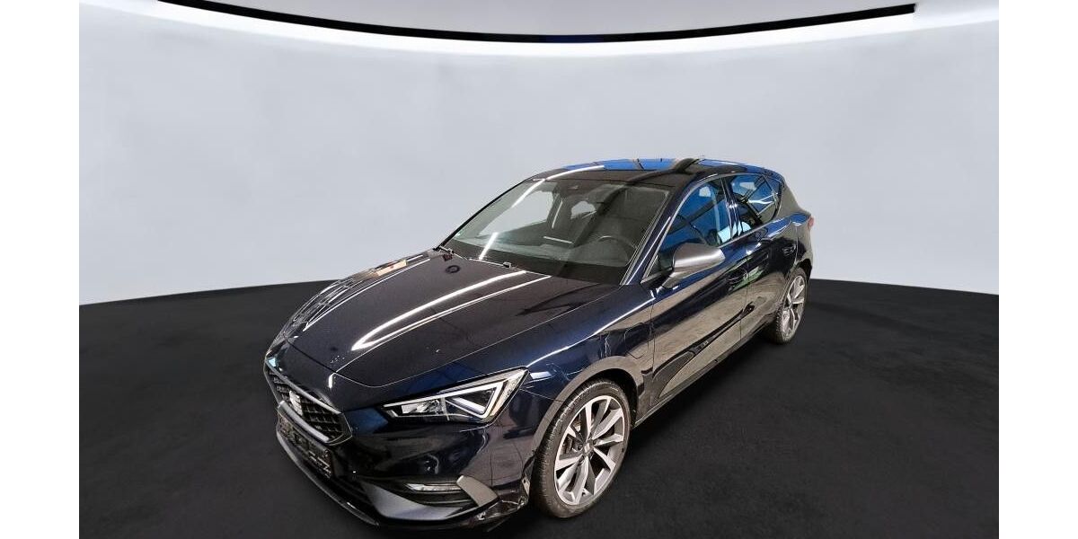 Seat Leon 48.594 km 22.640 &euro; Barntrup 32683