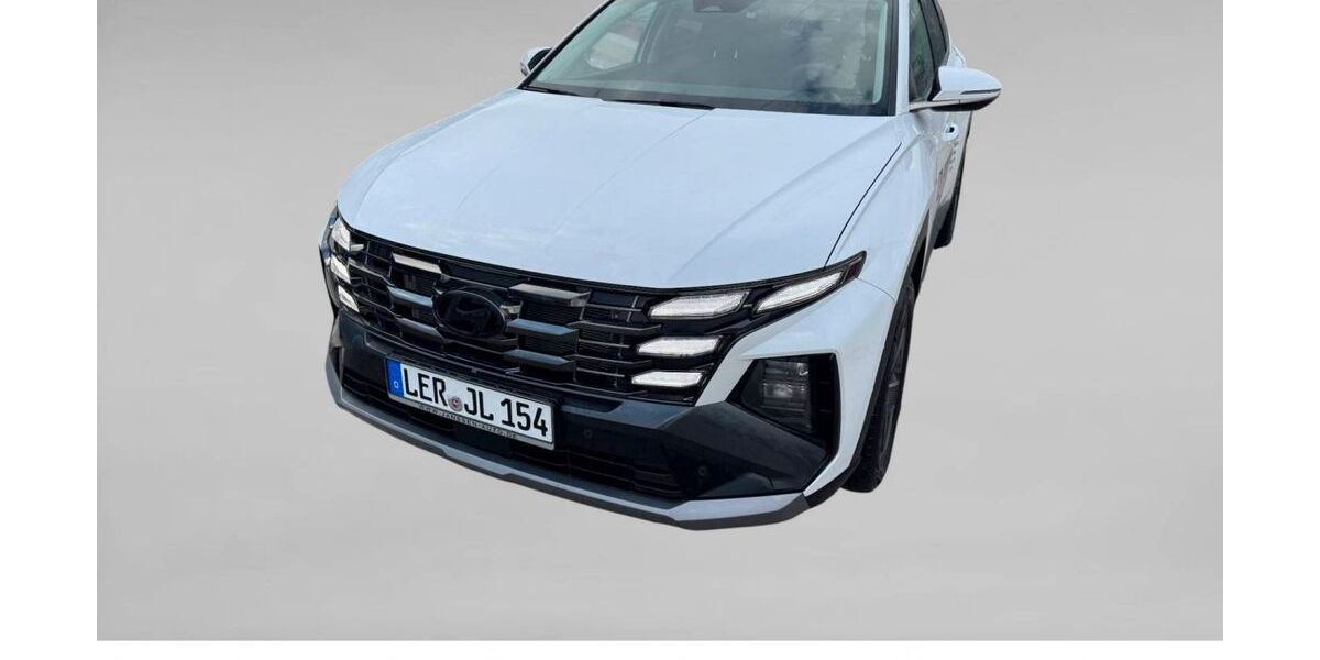 Hyundai TUCSON 1.658 km 33.990 &euro; Aurich 26605