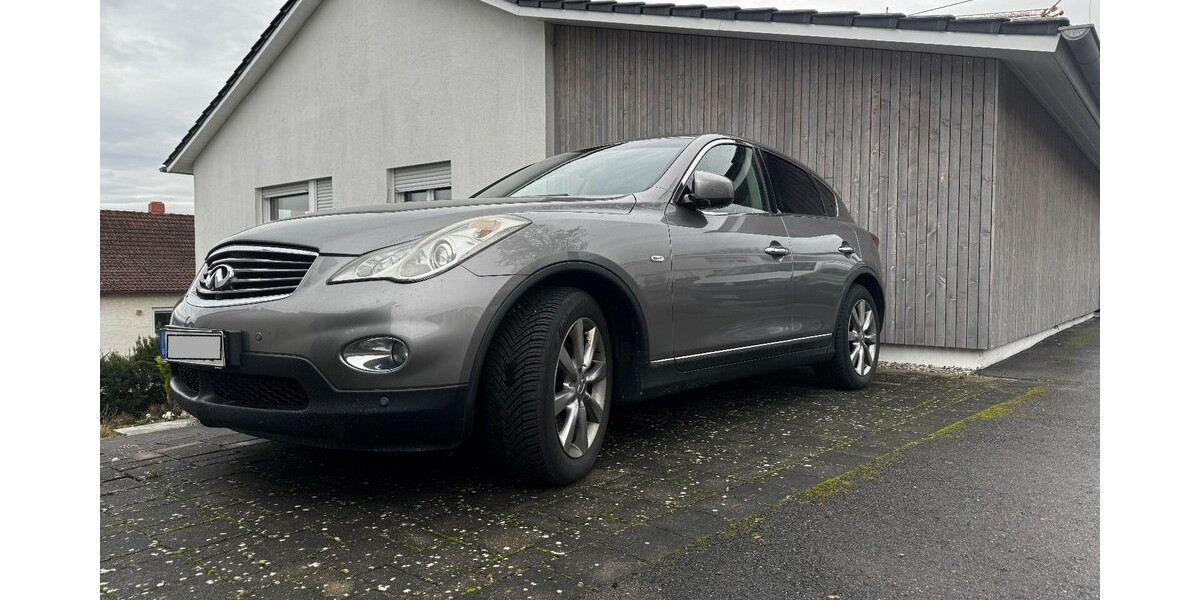 INFINITI EX 37 175.826 km 11.999 &euro; Markdorf 88677