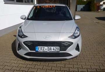 Hyundai i10 1.413 km 16.990 &euro; Zschorlau 08321