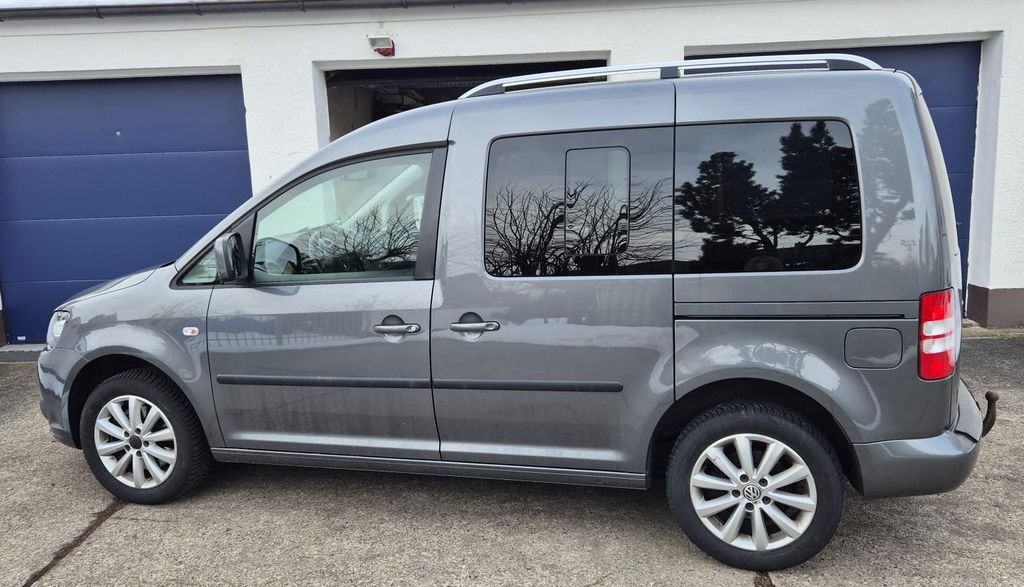 VW Caddy 129.400 km 15.700 &euro; Zirndorf 90513