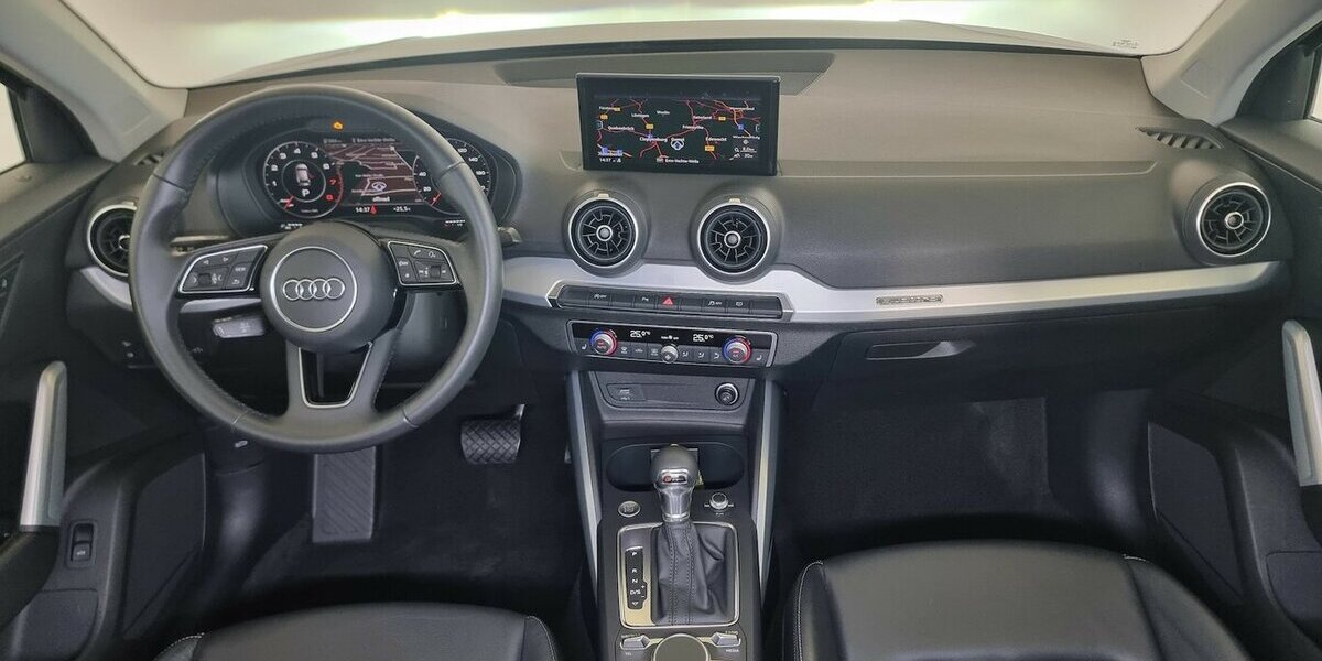 Audi Q2 40 TFSI quattro S-Line LED Kamera VIC Leder 43.700 km 25.900 &euro; Garrel 49681