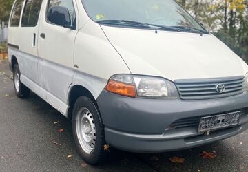 Toyota Hiace 449.000 km 5.900 &euro; Rotenburg - Wümme 27356