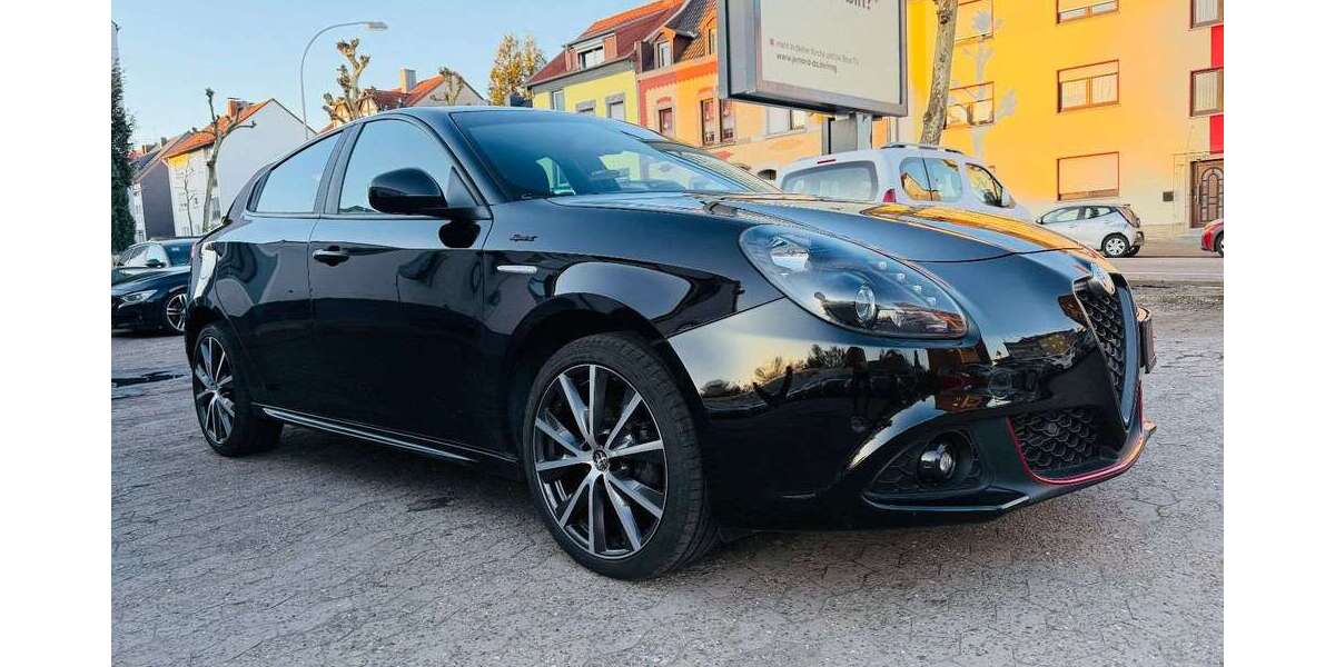 Alfa Romeo Giulietta 97.000 km 14.400 &euro; Saarbrücken 66115