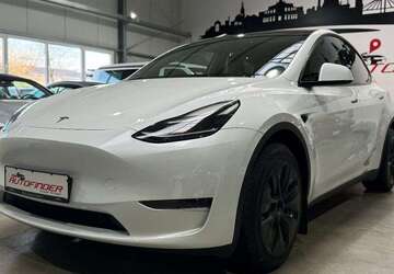 Tesla Model Y 34.982 km 35.499 &euro; Coswig 01640