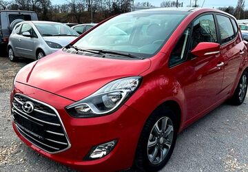 Hyundai ix20 17.000 km 12.950 &euro; Berlin 10829