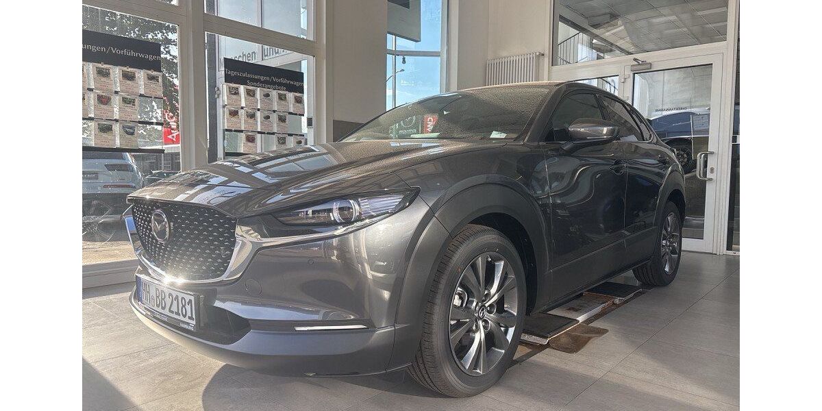 Mazda CX-30 1.938 km 32.950 &euro; Hamburg 22761