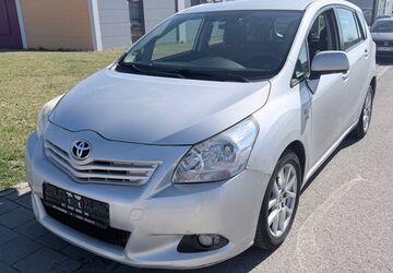 Toyota Verso 225.000 km 2.799 &euro; stammham 85134
