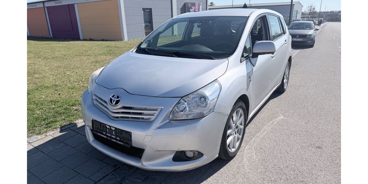 Toyota Verso 225.000 km 2.799 &euro; stammham 85134