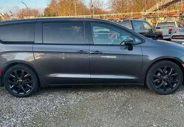 Chrysler Pacifica 84.000 km 19.999 &euro; Hamburg 22309