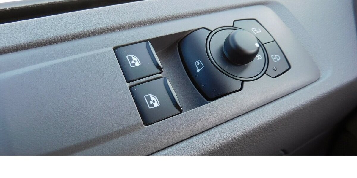 VW T7 Transporter 2.0 Lang TDI 3Sitze Navi Klima 12.200 km 32.990 &euro; Vordorf 38533