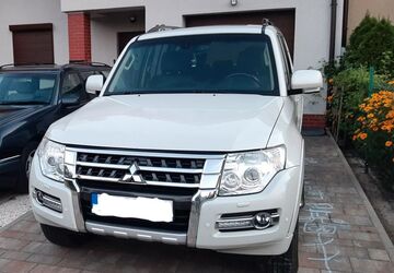 Mitsubishi Pajero 212.000 km 19.400 &euro; Szczecin 