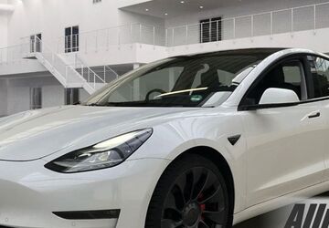Tesla Model 3 100.250 km 24.850 &euro; Schöningen 38364