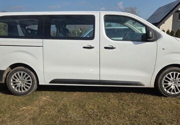 Opel Vivaro 27.000 km 36.000 &euro; Skoczów 