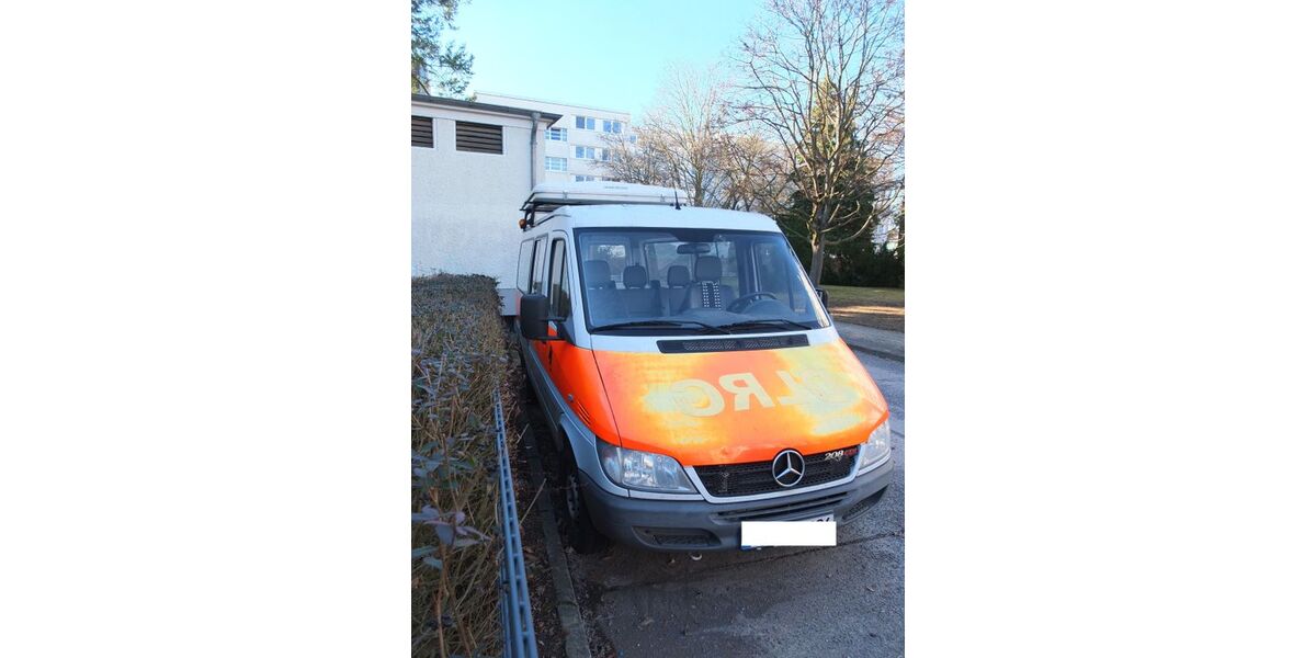 Mercedes-Benz Sprinter 108.500 km 12.999 &euro; Berlin 13053