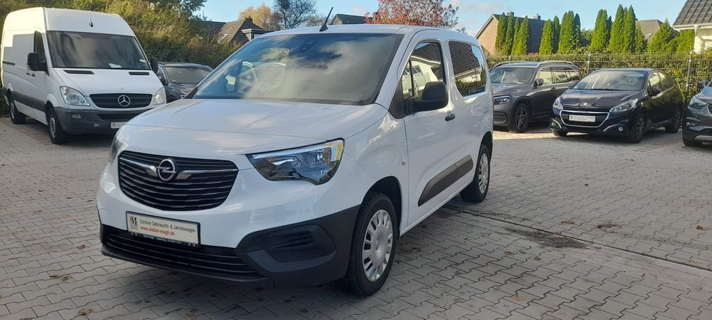 Opel Combo 32.453 km 18.590 &euro; Papenburg 26871