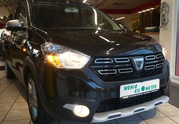 Dacia Dokker 68.019 km 15.990 &euro; Schwallungen 98590