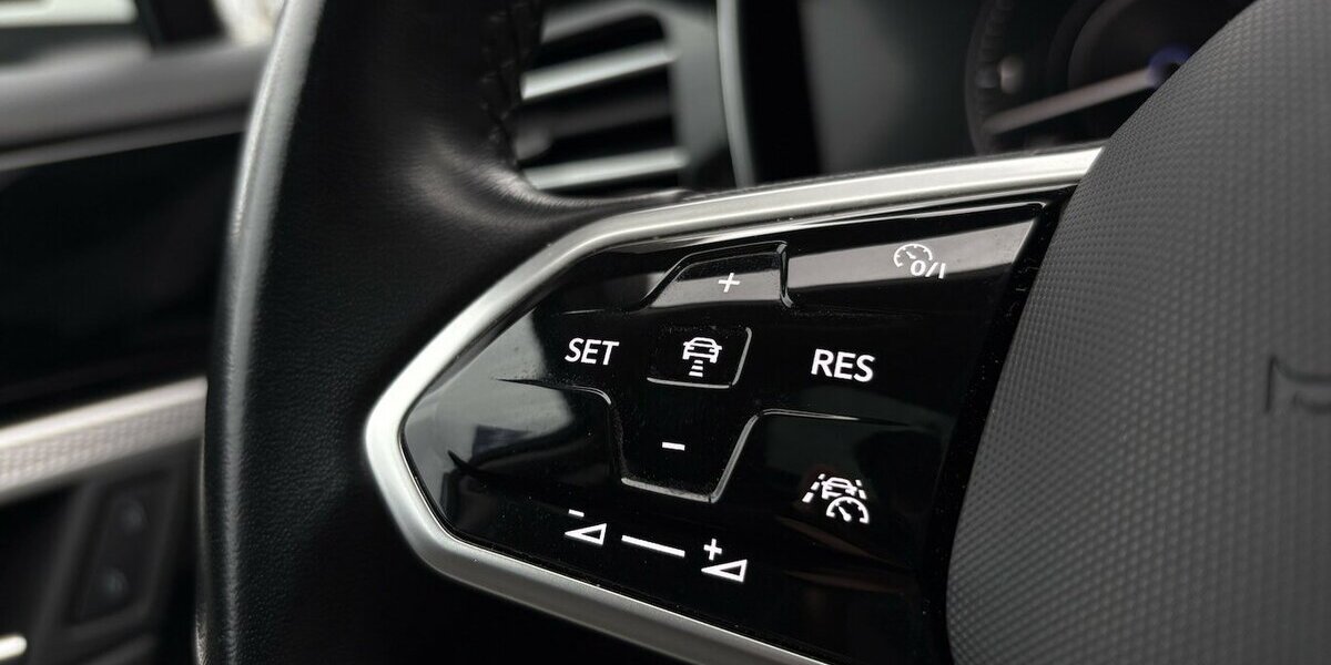 VW Touareg 4Motion KEYLESS/KAMERA/NAVI/PANO/1.HAND 118.663 km 39.900 &euro; Villingen-Schwenningen 78054