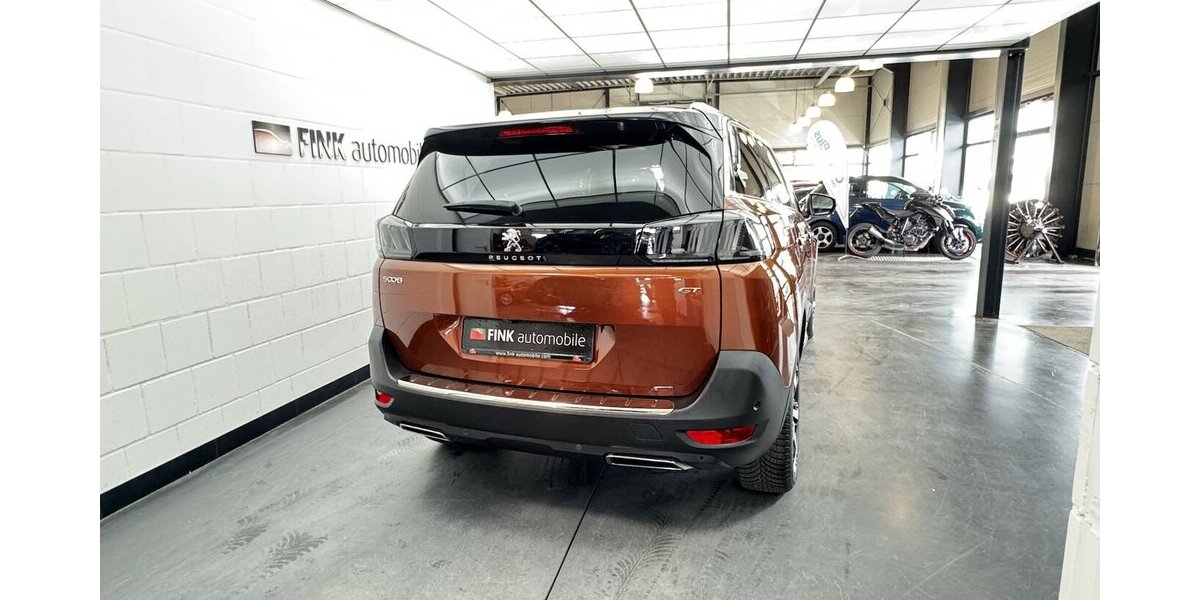 Peugeot 5008 GT 130 BlueHDi 1.Hand Panorama 7 Sitze 29.300 km 27.440 &euro; Lich 35423