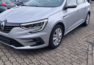 Renault Megane 68.500 km 14.999 &euro; Vierlinden OT Diedersdorf 15306