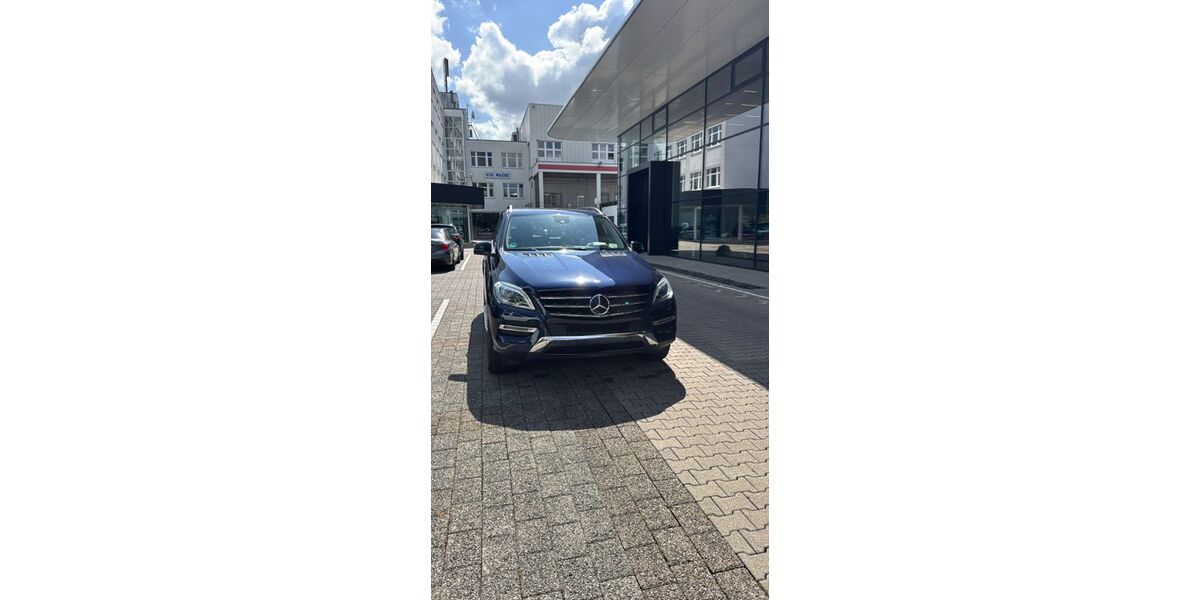 Mercedes-Benz ML 350 191.000 km 19.250 &euro; Stuttgart 70437