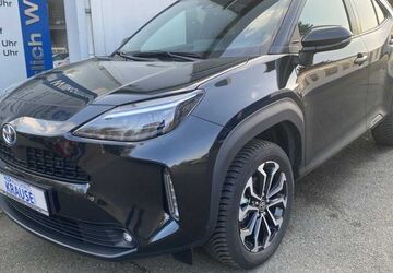 Toyota Yaris Cross 11.490 km 25.750 &euro; Petershagen 32469