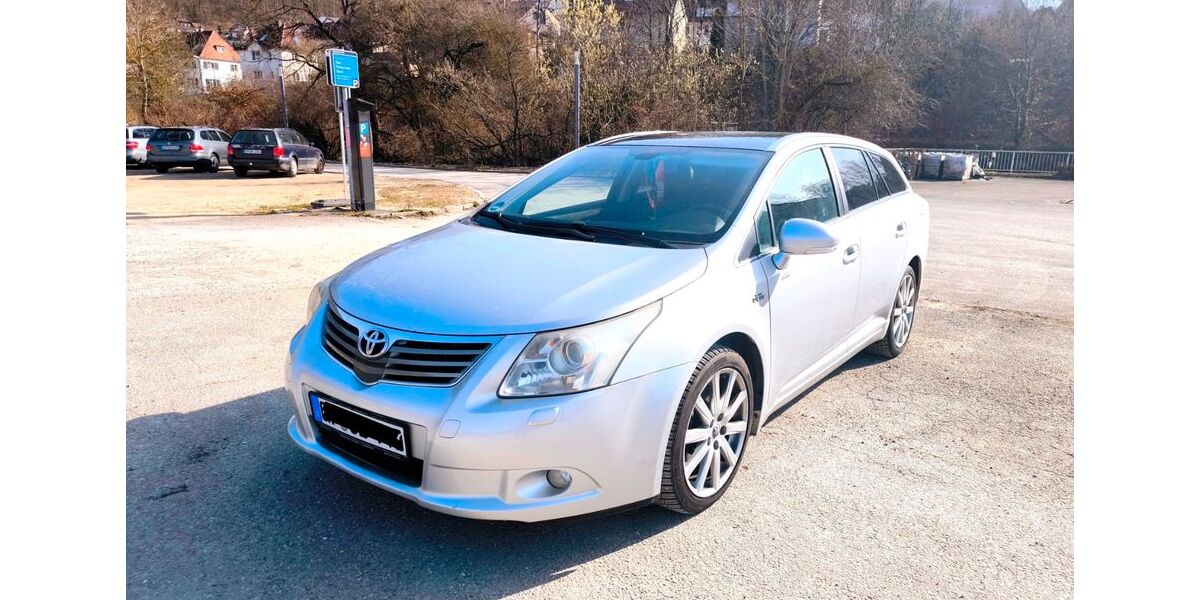 Toyota Avensis 244.000 km 6.200 &euro; Geislingen an der Steige 73312