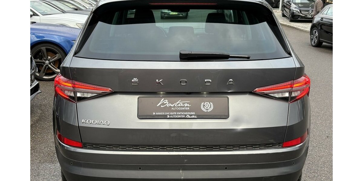 Skoda Kodiaq 1.5 TSI STYLE V+C/DSG/KAMERA/NAVI/DAB/AHK 131.783 km 23.800 &euro; Villingen-Schwenningen 78054