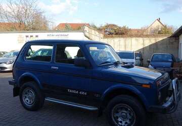 Lada Niva 97.700 km 1.750 &euro; Halle - Saale 06116