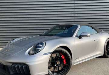 Porsche 992 1.950 km 204.750 &euro; Papendorf 18059