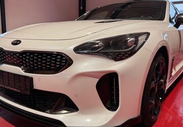 Kia Stinger 147.062 km 22.999 &euro; Bad Doberan 18209