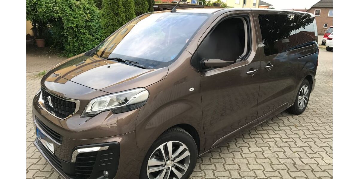 Peugeot Traveller 154.000 km 18.990 &euro; Berlin 14089