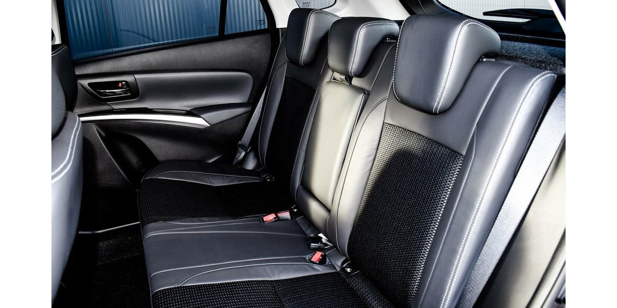 Suzuki S-Cross Comfort+ 1.5l AGS Hybrid ALLGRIP 24.950 km 27.990 &euro; Höchberg-Würzburg 97204