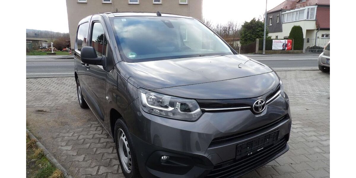 Toyota Proace City 116.000 km 10.998 &euro; Bautzen 02625