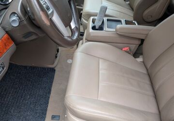 Chrysler Grand Voyager 119.700 km 12.900 &euro; Frankfurt Oder 15230