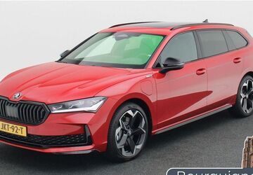 Skoda Superb 4.875 km 53.950 &euro; Leeuwarden 