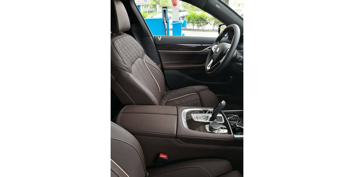 BMW 740 Li 21.800 km 64.899 &euro; Berlin 10178