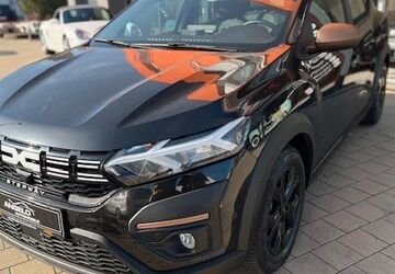 Dacia Sandero 35.650 km 16.790 &euro; Roßtal 90574